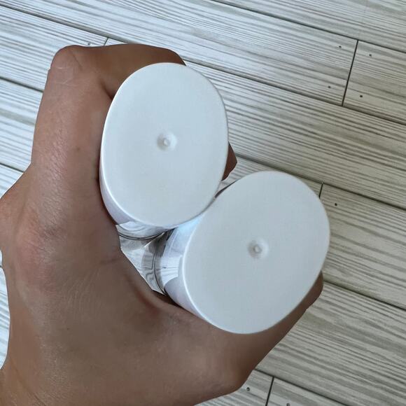 NEW CoverGirl Trublend Tawny Hydrating Smoothing Liquid Foundation 30 mL D5 - Picture 8 of 11